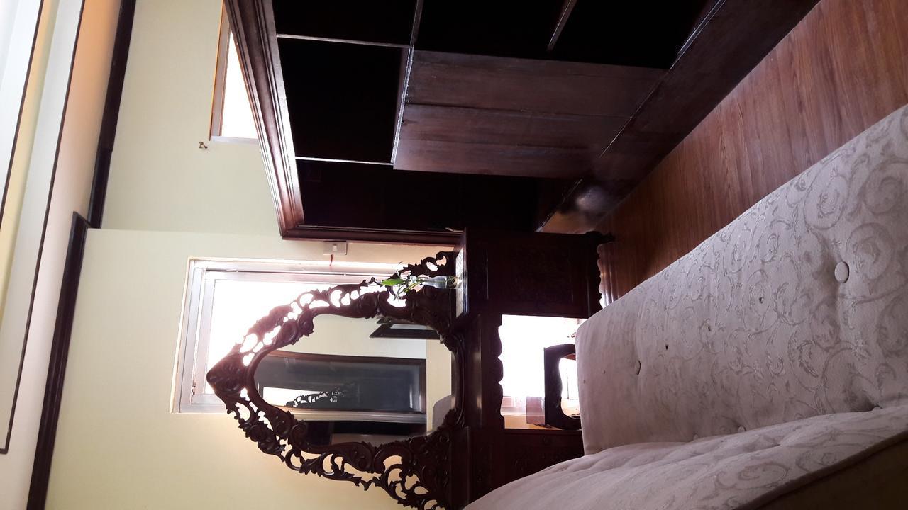 Third & Sean'S Place Legazpi Extérieur photo